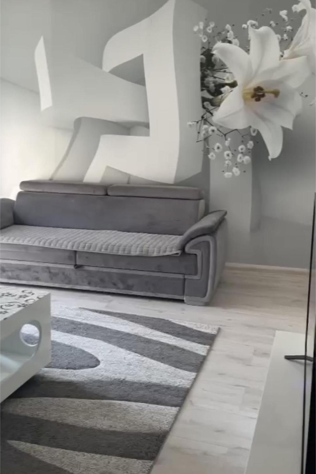 Modern & Cozy 2-Bedroom Vacation Home In Σαράγεβο Εξωτερικό φωτογραφία